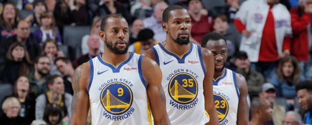 土鸡PK桑巴！国际排联认证这是本届VNL至今最激烈的强强对话！（土鸡大战桑巴：国际排联认定为本届VNL迄今最火爆的强强对决）