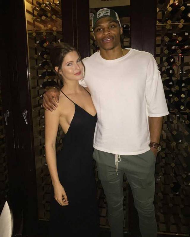 334球66助攻，哈兰德职业生涯已直接参与400球（哈兰德生涯里程碑：334球+66助攻，直接参与400球）