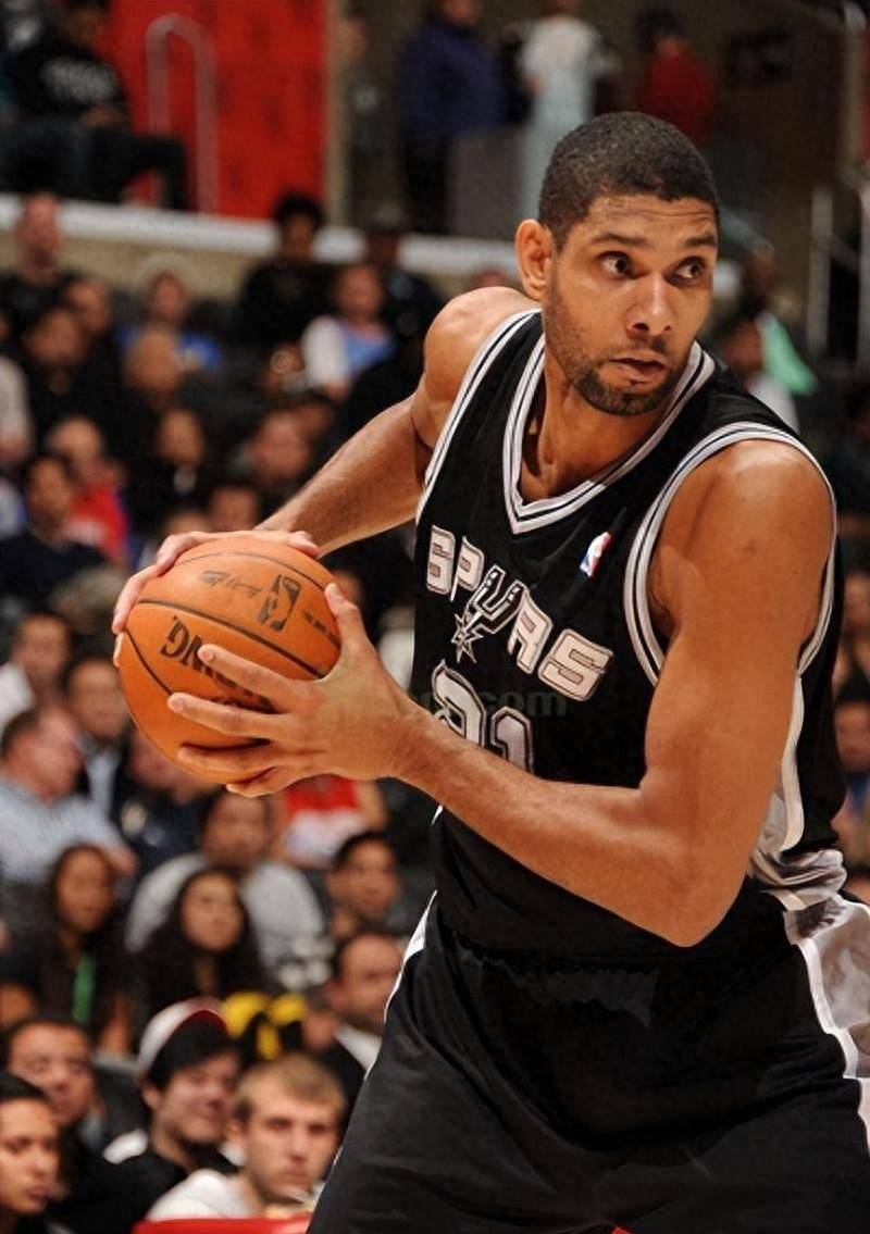 塔帅：我们更成熟了，马杜埃凯和哲凯赖什的夺冠经验很有帮助（塔帅：球队更成熟了，马杜埃凯与哲凯赖什的冠军经验助益良多）