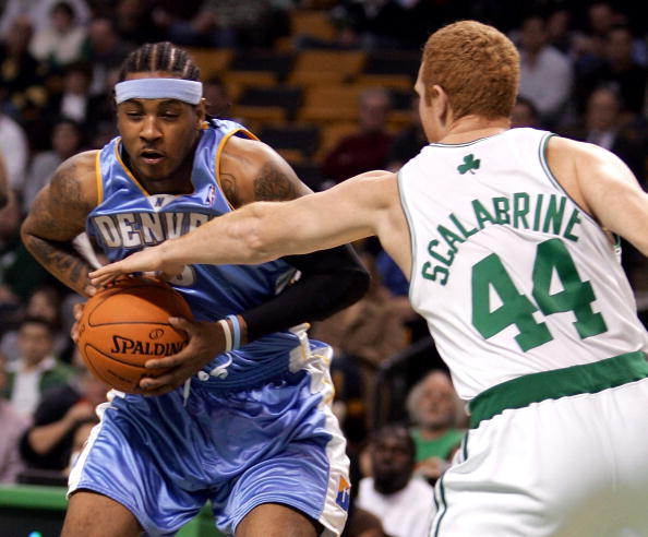 NBA战报：布朗42分，凯尔特人123-117击败尼克斯（NBA快讯：布朗砍下42分，凯尔特人123-117力克尼克斯）