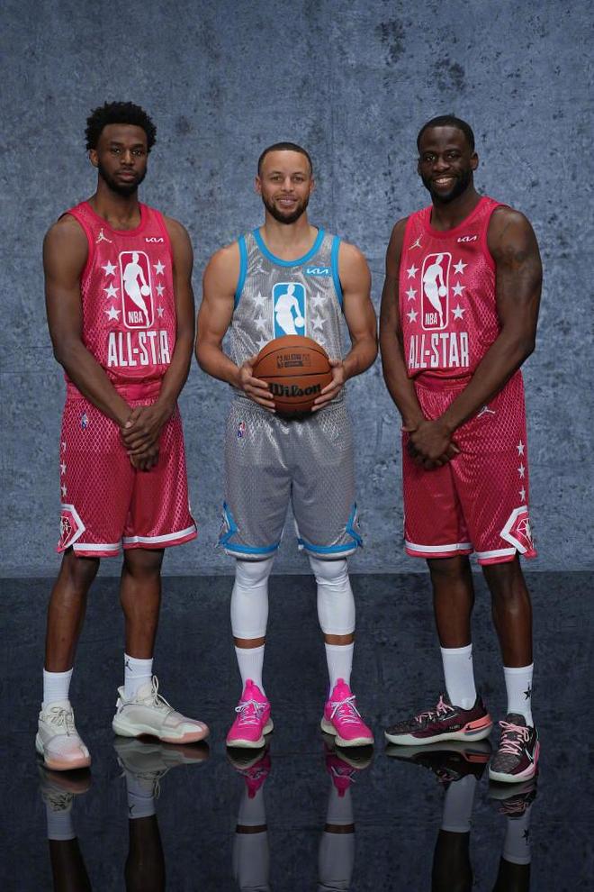 B席48次英超助攻超越阿圭罗，曼城队史仅次于丁丁和D席（B席英超助攻达48次超越阿圭罗，曼城队史仅逊丁丁与D席）