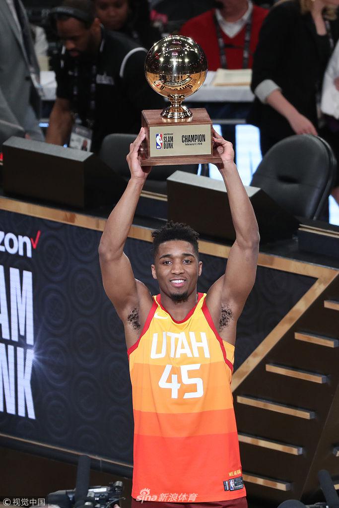 阿纳别科夫对阵奥林匹亚科斯数据：单场8扑救，多次扑出必进球（阿纳别科夫战奥林匹亚科斯：单场8次扑救，屡次拒绝必进球）