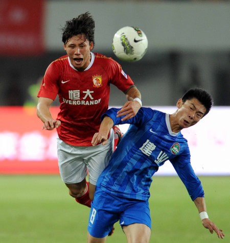 BBC：萨拉赫英超参与制造280球，超越兰帕德升至第三（英超参与进球达280球，萨拉赫超越兰帕德升至历史第三）