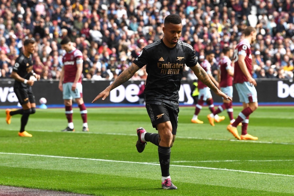 德转统计五大联赛最年长戴帽前10：莱万第8，C罗两度上榜（德转盘点五大联赛最年长上演帽子戏法TOP10：莱万第8，C罗两次上榜）