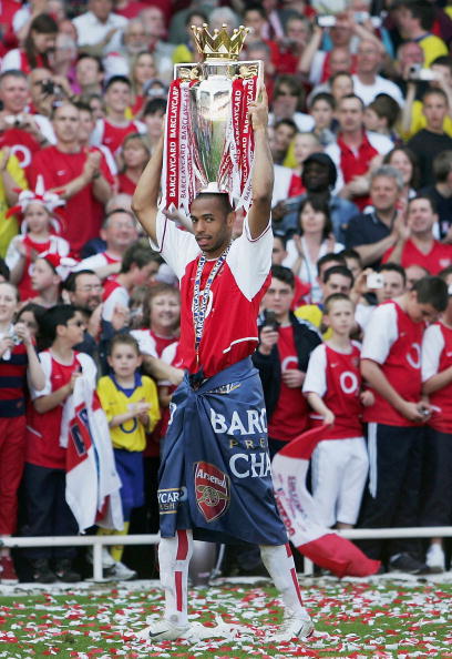 篮球NBA球员合约更新信息公开（NBA球员合约最新动态公布）