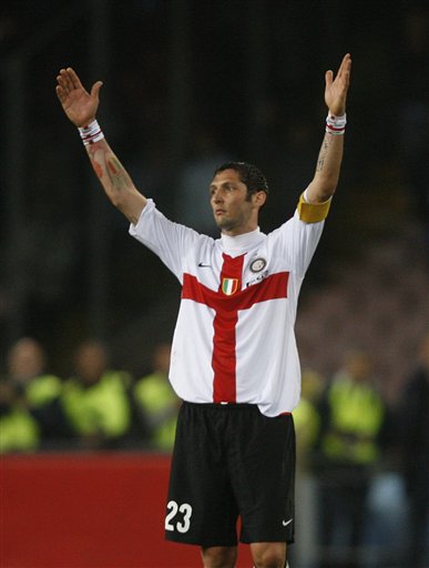 凌晨4点：欧冠19亿欧元对决，利物浦19人战国米，萨拉赫被弃！（凌晨4点，欧冠总身价19亿之战：利物浦19人挑战国米，萨拉赫落选！）