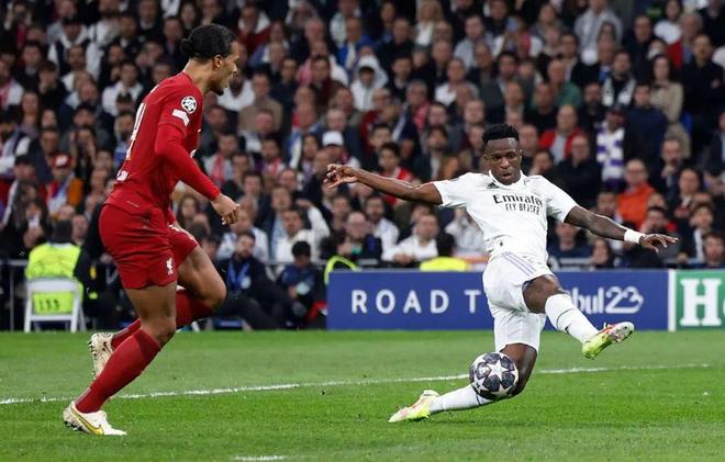 被国米拉开3分差距，罗马对阵卡利亚里6场不败被终结（国米领先优势扩大至3分，罗马对卡利亚里六场不败纪录告破）