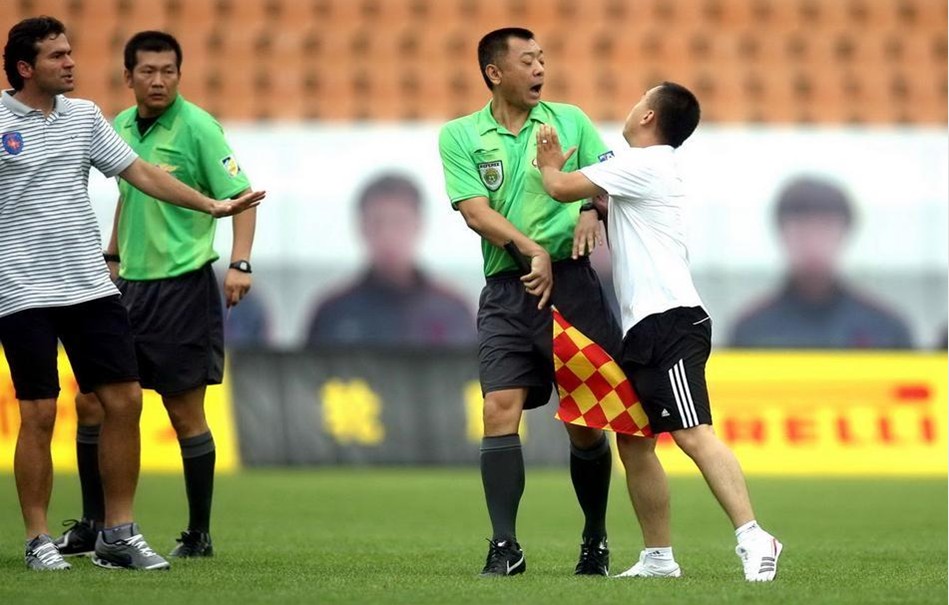 莫雷托：罗马有意路易斯-恩里克，但球员不会在冬窗离开国米（莫雷托：罗马青睐路易斯-恩里克，球员冬窗仍将留在国米）