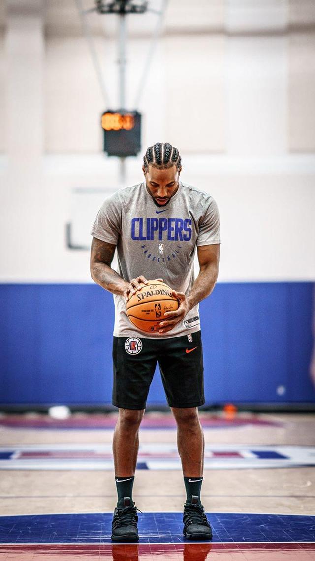 同样是26000分，库里用了17年，科比15年，詹姆斯哈登和邓肯呢？（同样冲破26000分：库里17年、科比15年，詹姆斯哈登和邓肯用了多久？）